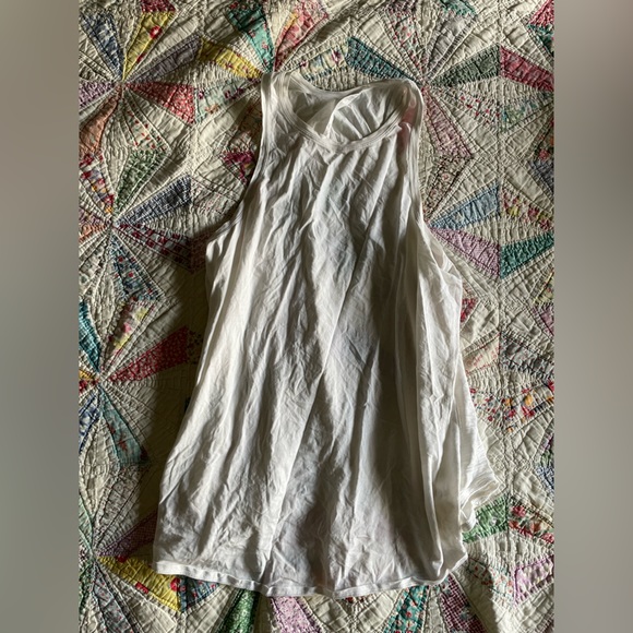 lululemon all tied up tank white size 8 - Picture 3 of 5